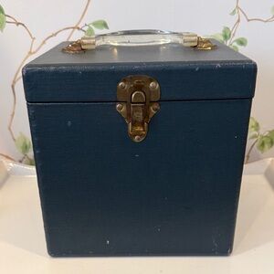 Vintage 70s Blue 45 Records Case with Lucite Handle - Index Card 45 RPM Adapter